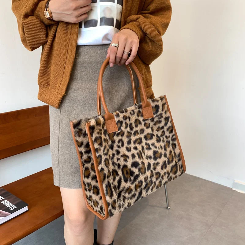 Weiche Plüschtasche für Damen mit Tiermuster