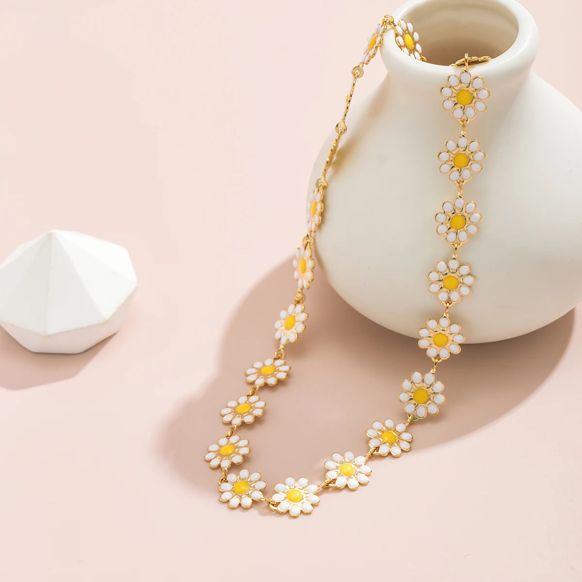 Daisy Flower Chain Necklace