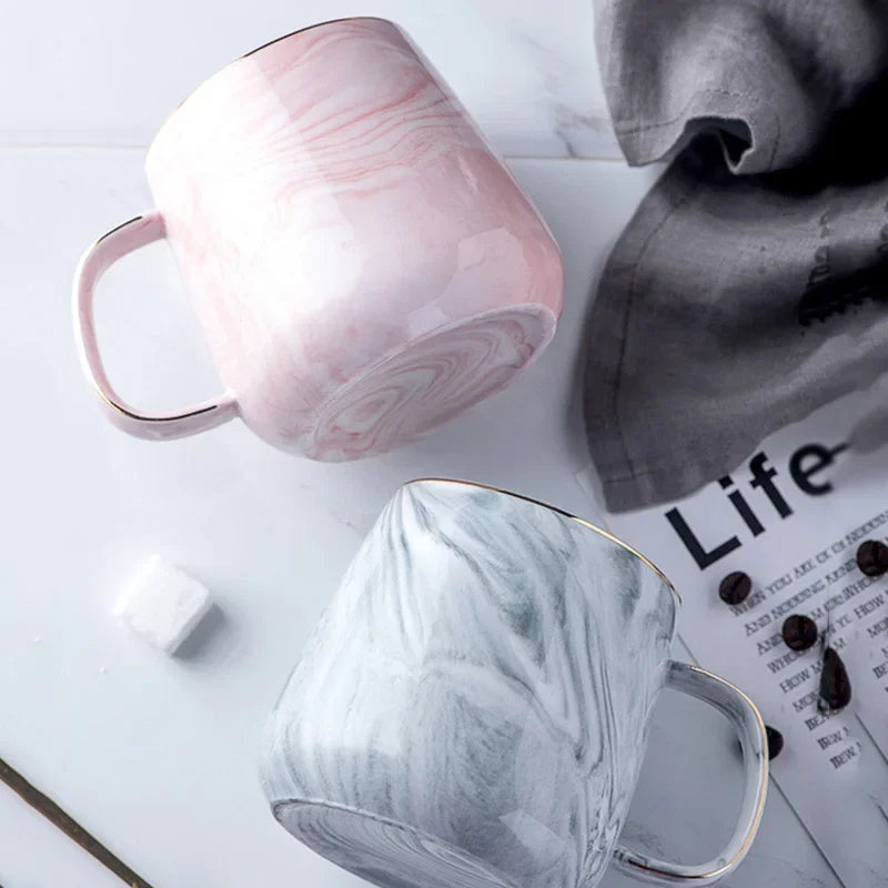 Marmorierte Tasse