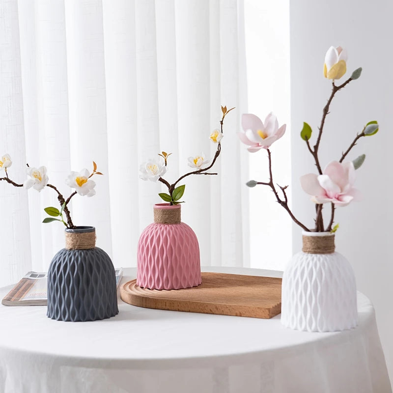 Wellige Deco Vase