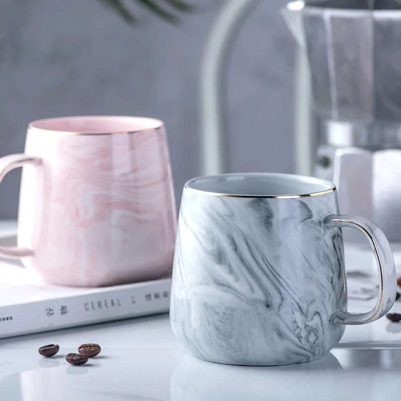 Marmorierte Tasse